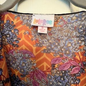 LuLaRoe small Lindsey Kimino with fringe